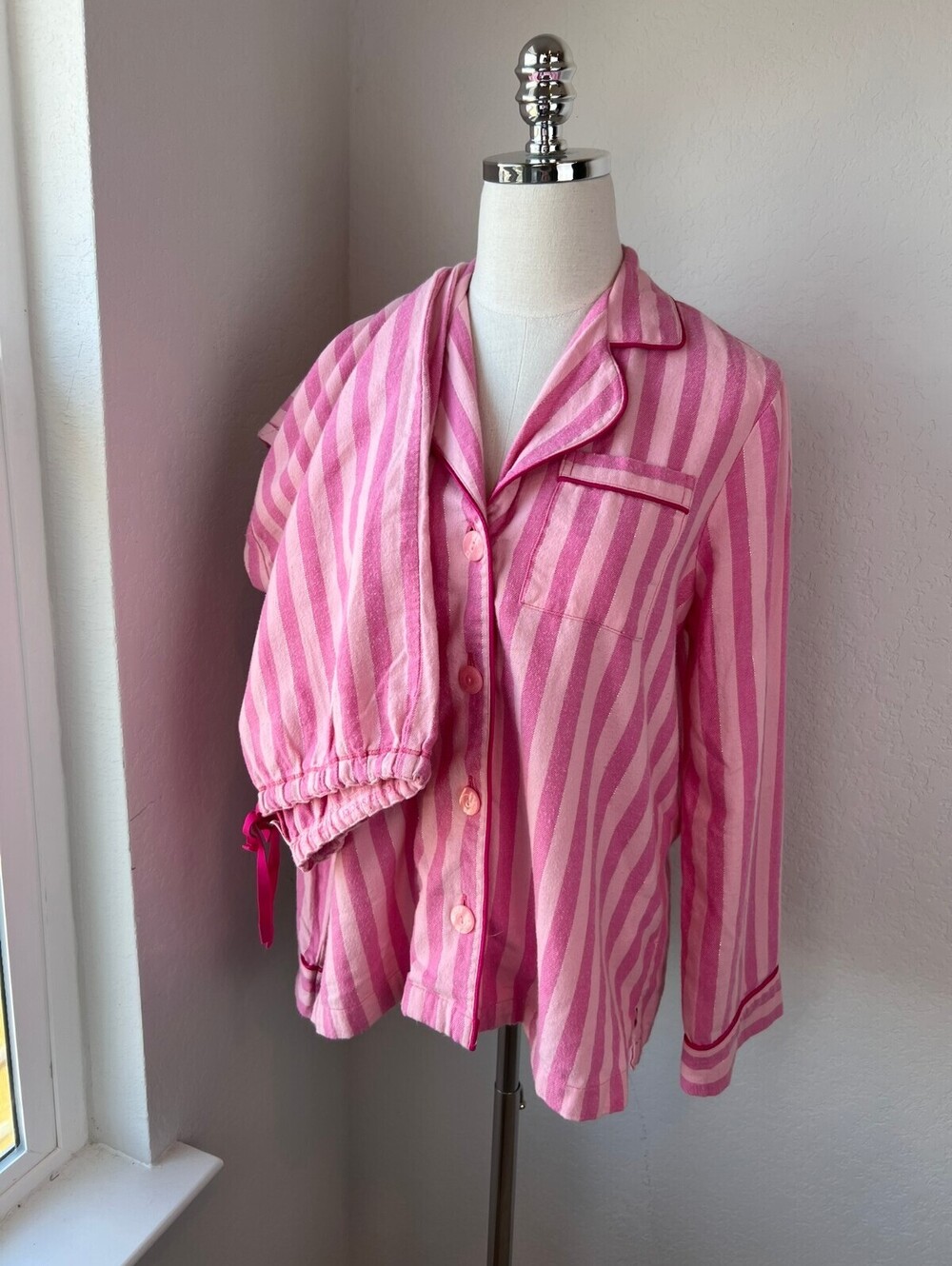 Vintage Y2K Victoria's Secret Striped Pink Button Pajama Set Pants size XS